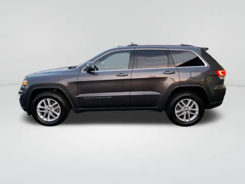 Photos of 2017 Jeep Grand Cherokee Laredo for sale in Auburn, WA at Auburn Hyundai