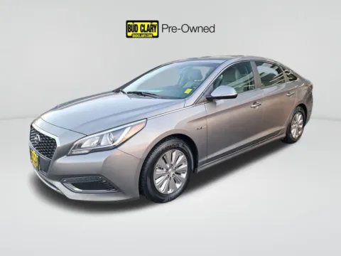 Gray 2017 Hyundai Sonata Hybrid SE for sale in Auburn, WA