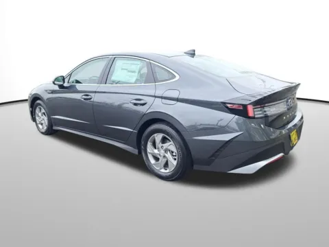 Another view of 2026 Hyundai Sonata SE for sale in Auburn, WA at Auburn Hyundai