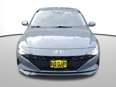 Photos of 2022 Hyundai Elantra SEL for sale in Auburn, WA at Auburn Hyundai
