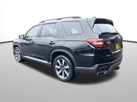 Another view of 2023 Honda Pilot Elite for sale in Auburn, WA at Auburn Hyundai