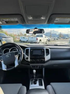 More photos of 2014 Toyota Tacoma at Auburn Hyundai, WA