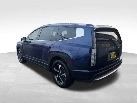 Another view of 2026 Hyundai IONIQ 9 SE for sale in Auburn, WA at Bud Clary Auburn Hyundai