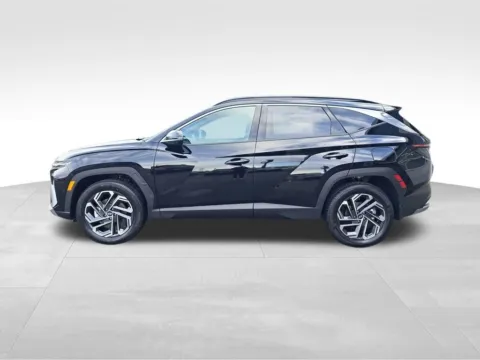 Photos of 2026 Hyundai Tucson Hybrid Limited for sale in Auburn, WA at Bud Clary Auburn Hyundai