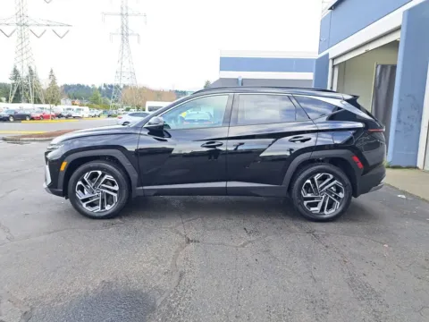 Photos of 2026 Hyundai Tucson Hybrid Limited for sale in Auburn, WA at Auburn Hyundai