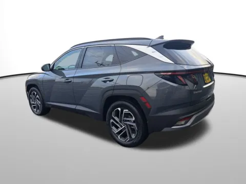 Another view of 2026 Hyundai Tucson Hybrid Limited for sale in Auburn, WA at Auburn Hyundai