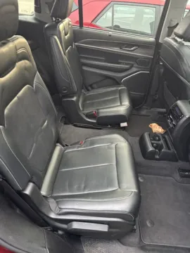 More photos of 2021 Jeep Grand Cherokee L Limited at Auburn Hyundai, WA