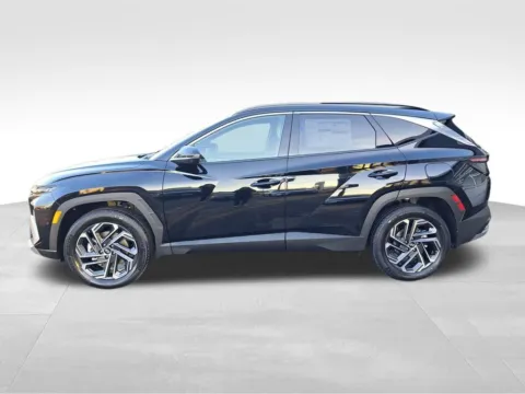 Photos of 2026 Hyundai Tucson Hybrid Limited for sale in Auburn, WA at Bud Clary Auburn Hyundai