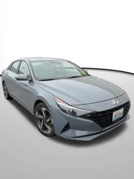 Photos of 2023 Hyundai Elantra SEL for sale in Auburn, WA at Auburn Hyundai