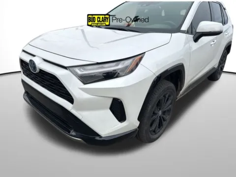 White 2023 Toyota RAV4 Hybrid SE for sale in Auburn, WA