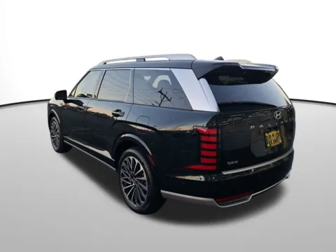 Another view of 2026 Hyundai Palisade Hybrid Calligraphy for sale in Auburn, WA at Bud Clary Auburn Hyundai