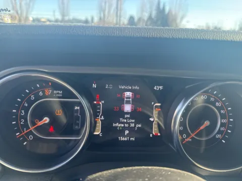 Another view of 2023 Jeep Gladiator Overland for sale in Auburn, WA at Bud Clary Auburn Hyundai