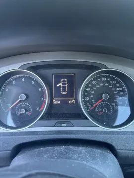 More photos of 2016 Volkswagen Golf 1.8T TSI 2-Door at Bud Clary Auburn Hyundai, WA