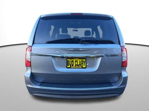 More photos of 2016 Chrysler Town & Country Touring-L at Bud Clary Auburn Hyundai, WA