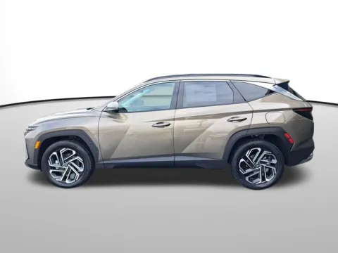 Photos of 2026 Hyundai Tucson Hybrid Limited for sale in Auburn, WA at Bud Clary Auburn Hyundai