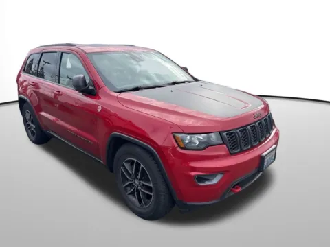 Another view of 2018 Jeep Grand Cherokee Trailhawk for sale in Auburn, WA at Bud Clary Auburn Hyundai