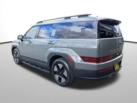 Another view of 2026 Hyundai Santa Fe Hybrid SEL for sale in Auburn, WA at Bud Clary Auburn Hyundai