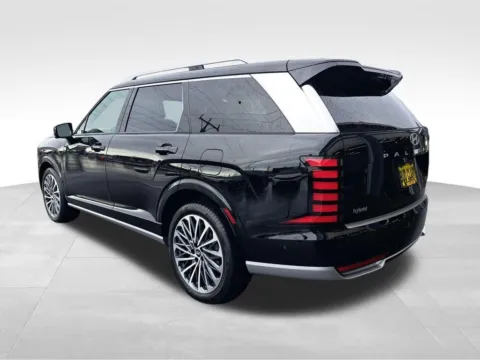 Another view of 2026 Hyundai Palisade Hybrid Calligraphy for sale in Auburn, WA at Bud Clary Auburn Hyundai