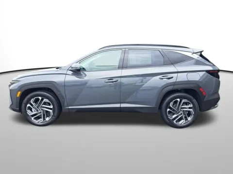 Photos of 2026 Hyundai Tucson Hybrid Limited for sale in Auburn, WA at Bud Clary Auburn Hyundai