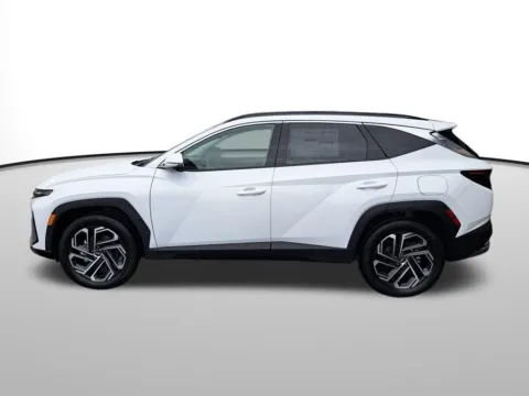 Photos of 2026 Hyundai Tucson Hybrid Limited for sale in Auburn, WA at Bud Clary Auburn Hyundai