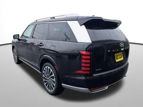 Another view of 2026 Hyundai Palisade Hybrid Calligraphy for sale in Auburn, WA at Bud Clary Auburn Hyundai