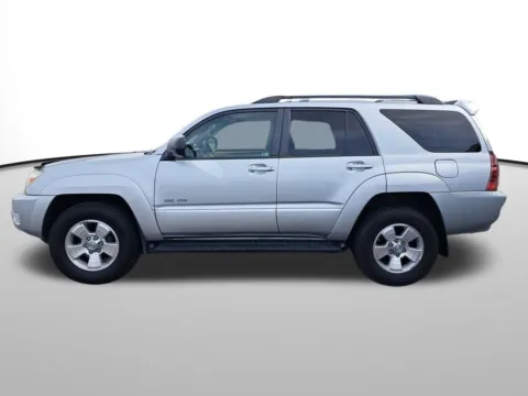Photos of 2005 Toyota 4Runner SR5 for sale in Auburn, WA at Bud Clary Auburn Hyundai