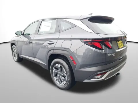 Another view of 2026 Hyundai Tucson Hybrid Blue SE for sale in Auburn, WA at Bud Clary Auburn Hyundai