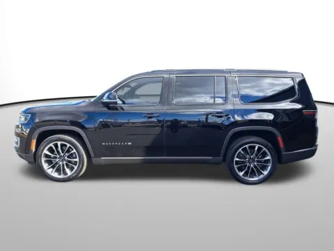 Photos of 2022 Jeep Wagoneer Series III for sale in Auburn, WA at Bud Clary Auburn Hyundai