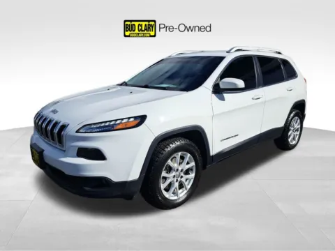 White 2015 Jeep Cherokee Latitude for sale in Auburn, WA