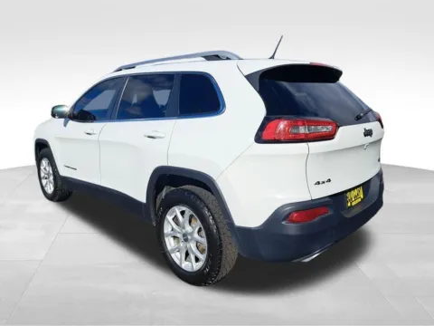 Another view of 2015 Jeep Cherokee Latitude for sale in Auburn, WA at Bud Clary Auburn Hyundai