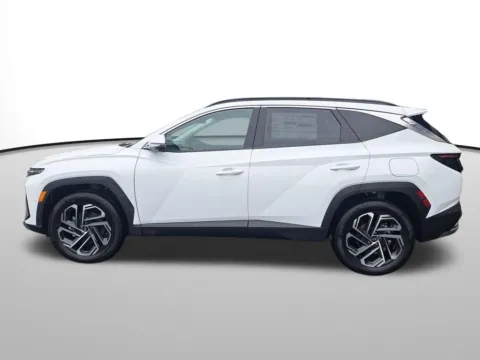 Photos of 2026 Hyundai Tucson Hybrid Limited for sale in Auburn, WA at Bud Clary Auburn Hyundai