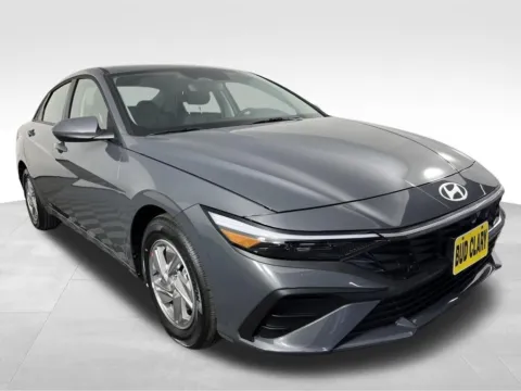 Another view of 2026 Hyundai Elantra SE for sale in Auburn, WA at Bud Clary Auburn Hyundai