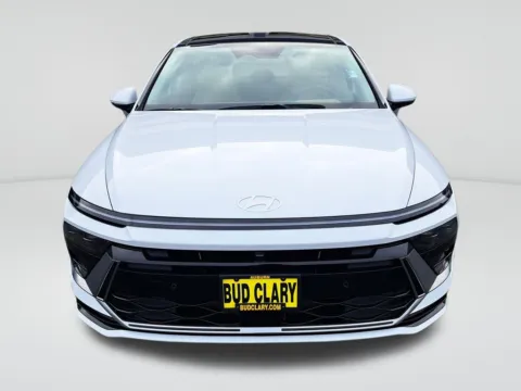 Photos of 2025 Hyundai Sonata Hybrid Limited for sale in Auburn, WA at Auburn Hyundai
