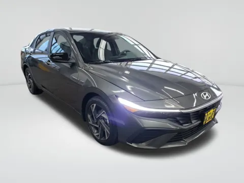 Another view of 2025 Hyundai Elantra SEL Sport for sale in Auburn, WA at Auburn Hyundai