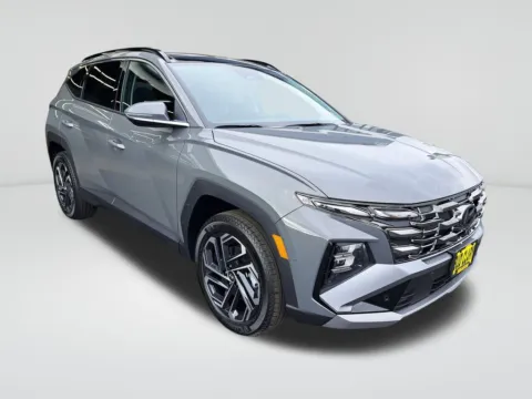 Another view of 2025 Hyundai Tucson Limited for sale in Auburn, WA at Auburn Hyundai