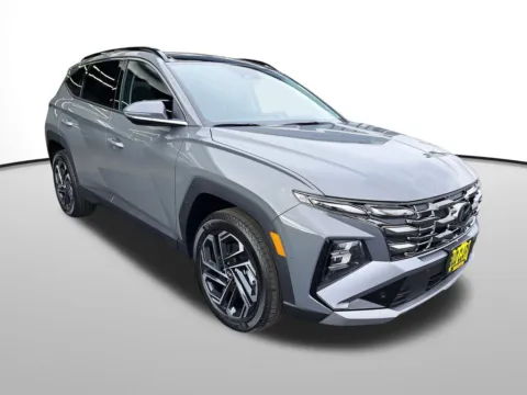 Another view of 2025 Hyundai Tucson Limited for sale in Auburn, WA at Auburn Hyundai