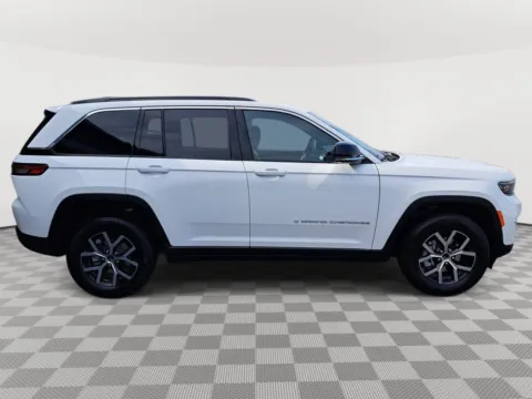 More photos of 2025 Jeep Grand Cherokee Limited at Auburn Hyundai, WA