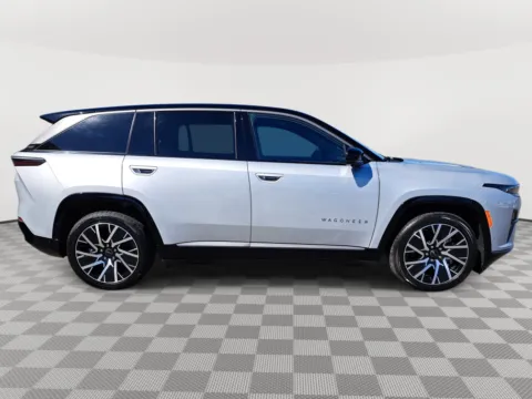 More photos of 2025 Jeep Wagoneer S Limited at Auburn Hyundai, WA