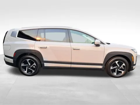 More photos of 2026 Hyundai IONIQ 9 SE at Bud Clary Auburn Hyundai, WA