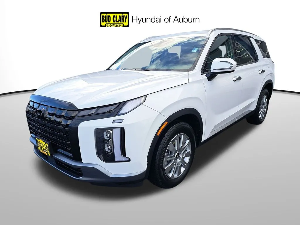 White 2025 Hyundai Palisade SEL for sale in Auburn, WA
