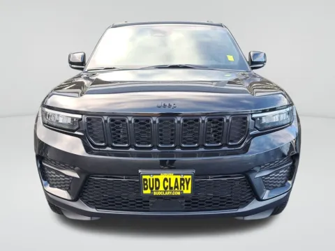 Photos of 2025 Jeep Grand Cherokee Altitude X for sale in Auburn, WA at Auburn Hyundai