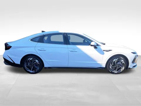 More photos of 2026 Hyundai Sonata SEL Sport at Bud Clary Auburn Hyundai, WA