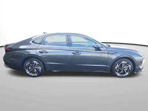 More photos of 2026 Hyundai Sonata SEL Sport at Auburn Hyundai, WA