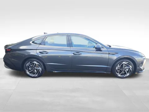 More photos of 2026 Hyundai Sonata SEL Sport at Bud Clary Auburn Hyundai, WA