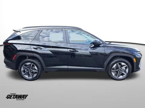 More photos of 2026 Hyundai Tucson Hybrid SEL Convenience at Auburn Hyundai, WA