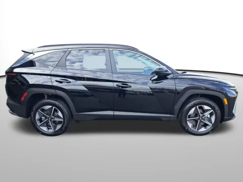 More photos of 2026 Hyundai Tucson Hybrid SEL Convenience at Auburn Hyundai, WA