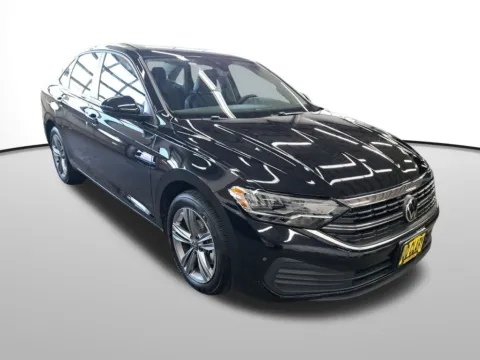 Another view of 2024 Volkswagen Jetta 1.5T SE for sale in Auburn, WA at Auburn Hyundai