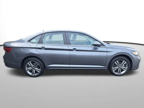 More photos of 2024 Volkswagen Jetta 1.5T SE at Auburn Hyundai, WA