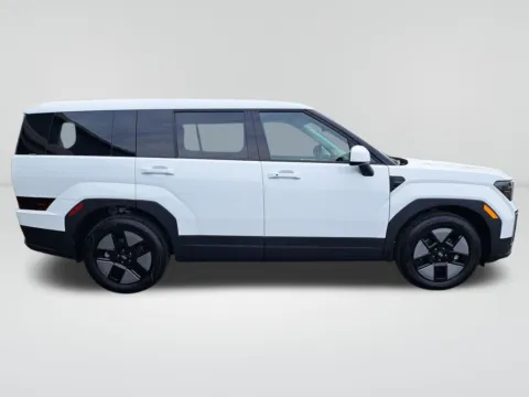 More photos of 2026 Hyundai Santa Fe Hybrid SE at Auburn Hyundai, WA