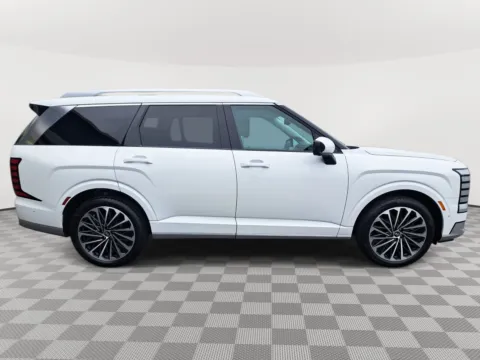 More photos of 2026 Hyundai Palisade Hybrid Calligraphy at Auburn Hyundai, WA